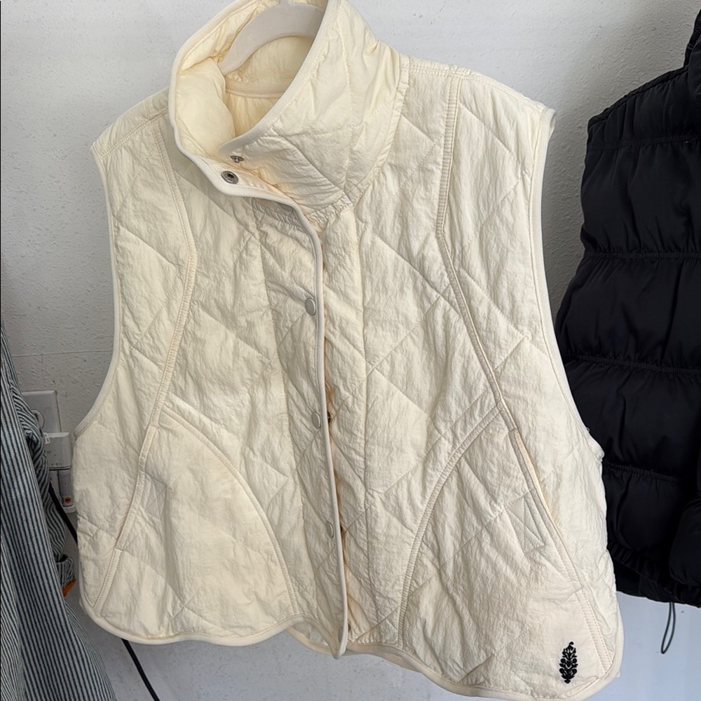 Women's Free People Movement Quinn Cream Quilted Vest